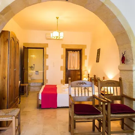 Enastron Country house