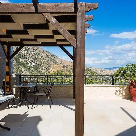 Enastron Country house